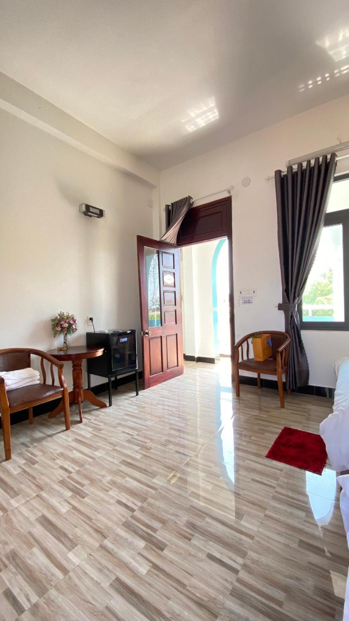 Tropical Homestay Phu Yen Tuy Hoa Esterno foto