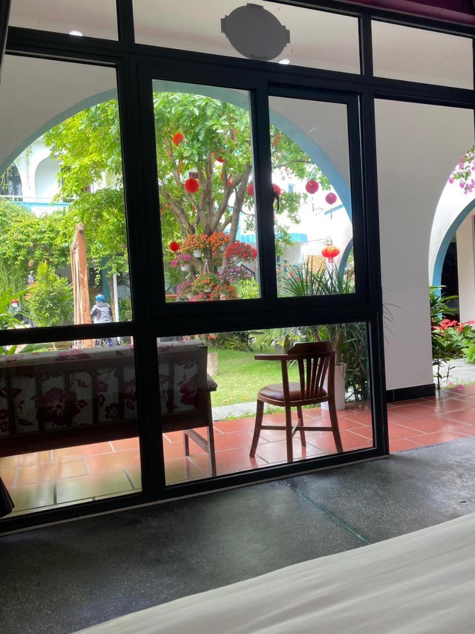 Tropical Homestay Phu Yen Tuy Hoa Esterno foto